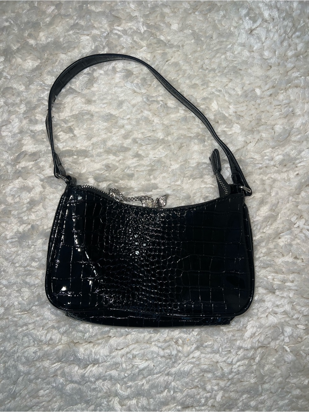 SHEIN Black Croc-Texture Shoulder Bag